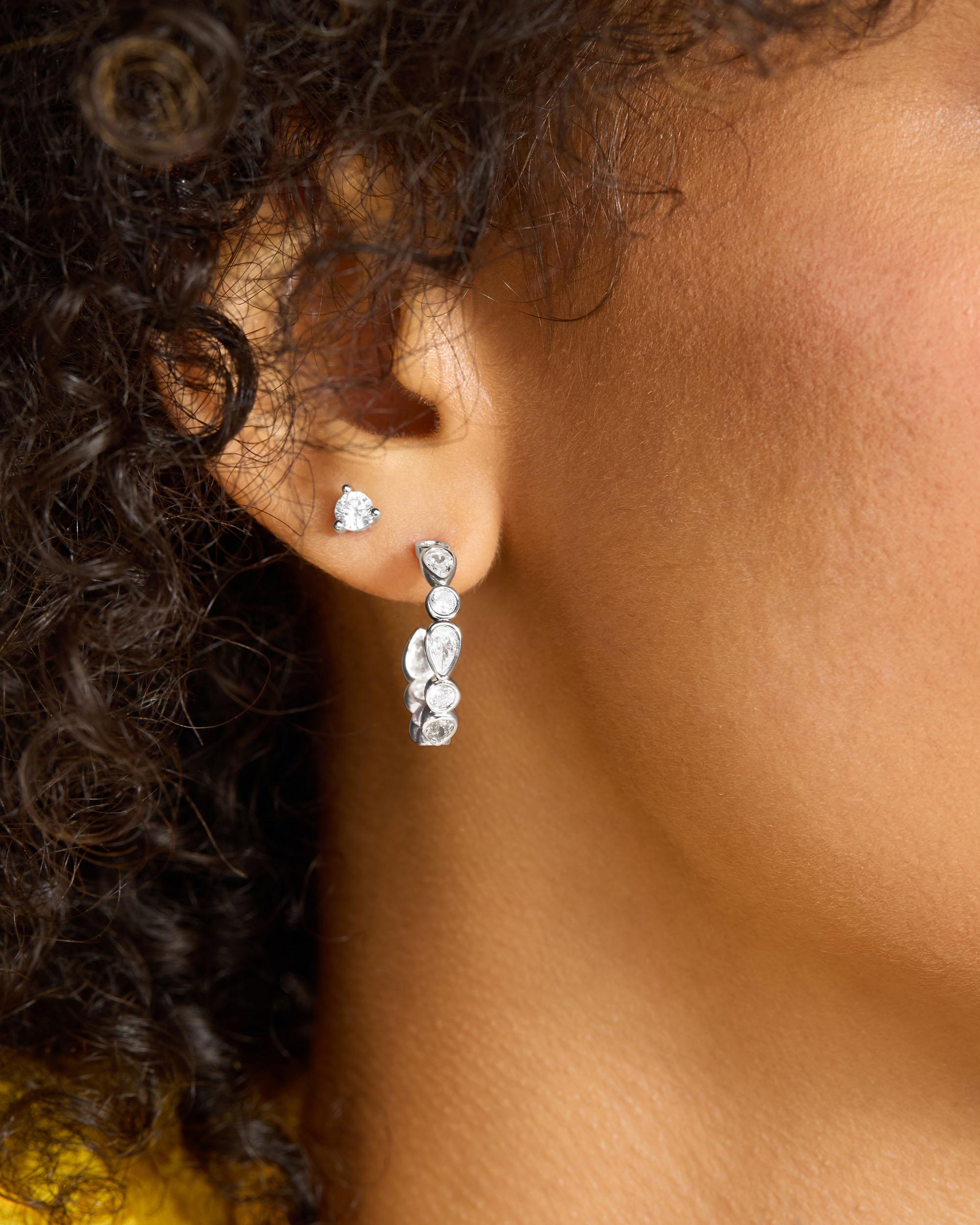 Isla Hoops .75" - Silver|White Diamondettes