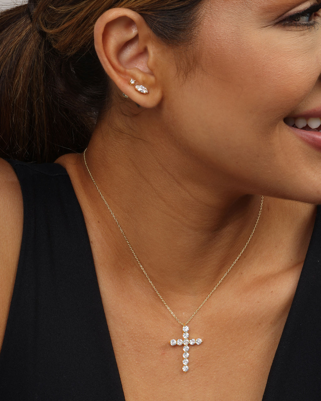 "Oh She Fancy" Cross Pendant - Gold|White Diamondettes