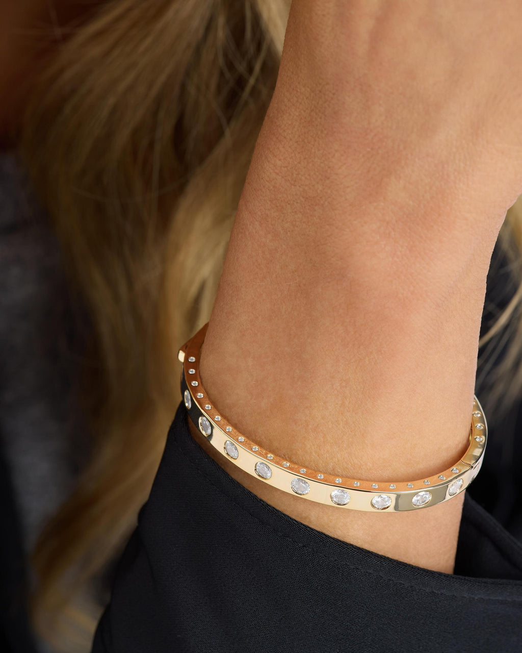 Ashley Cuff 6mm - Gold|White Diamondettes