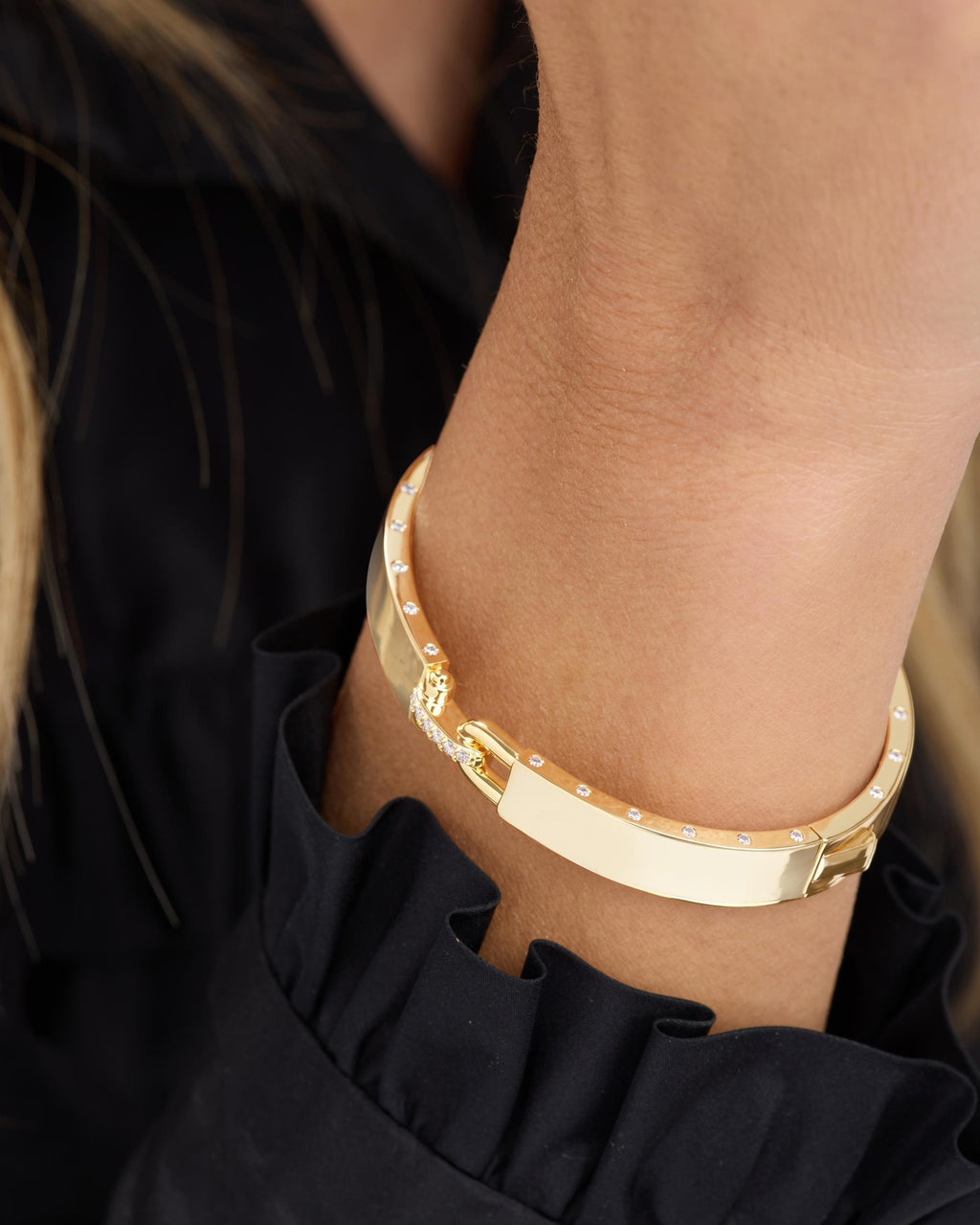 Ashley Lock Cuff 9mm - Gold|White Diamondettes