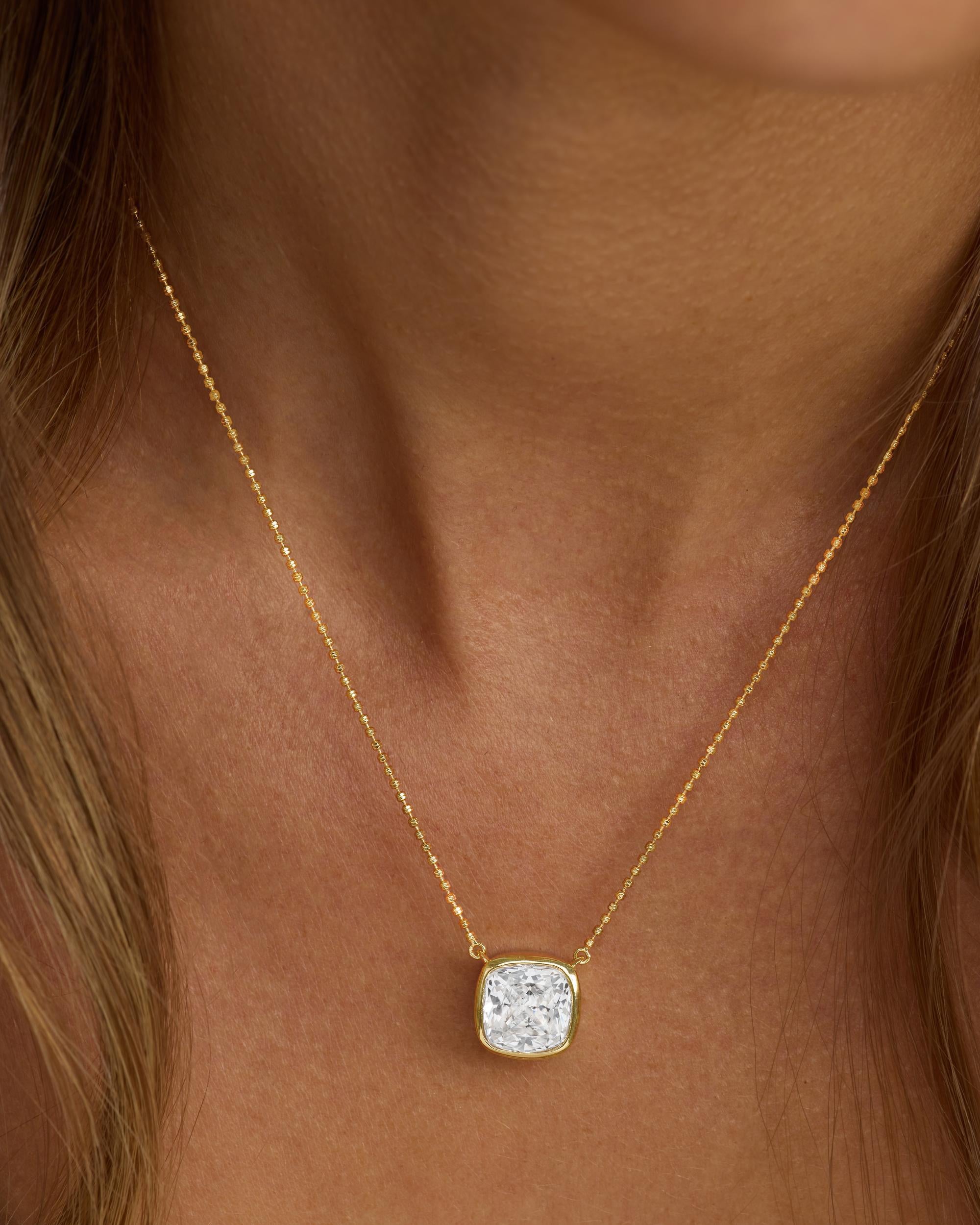 Hello Flawless Necklace - Gold|White Diamondettes