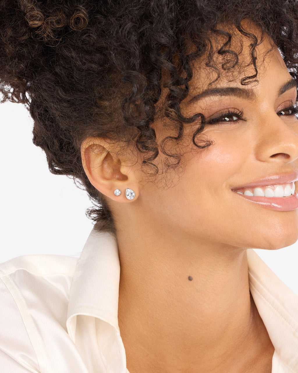 Isla 8mm Studs - Silver|White Diamondettes