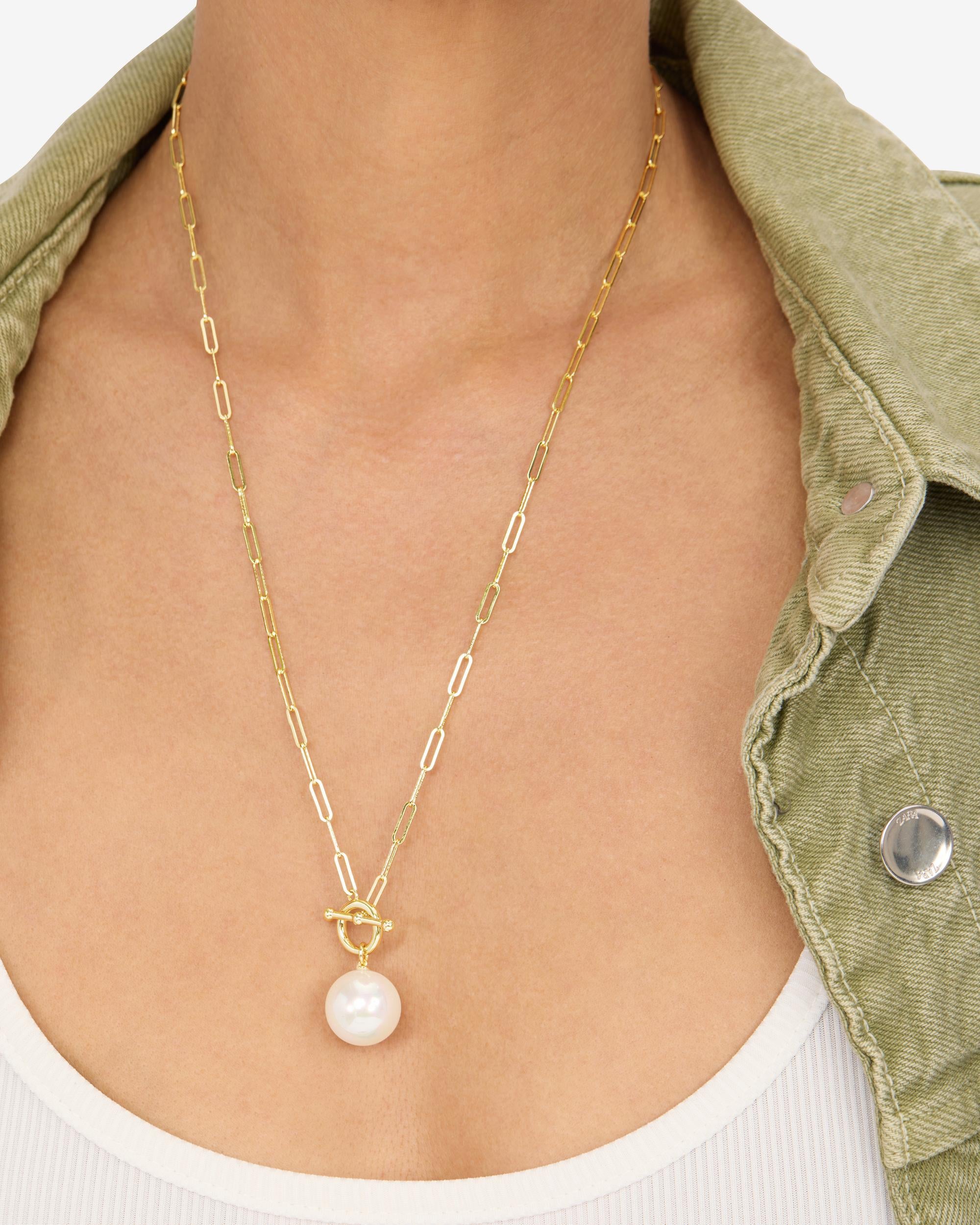 Life's A Ball Pearl Pendant Necklace - Gold