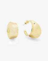 "She's So Smooth" Saddle Hoops - Gold