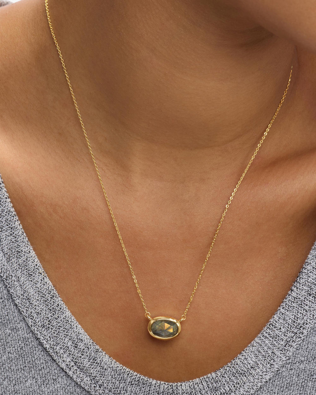 She's a Boss Pendant Necklace - Gold|Labradorite