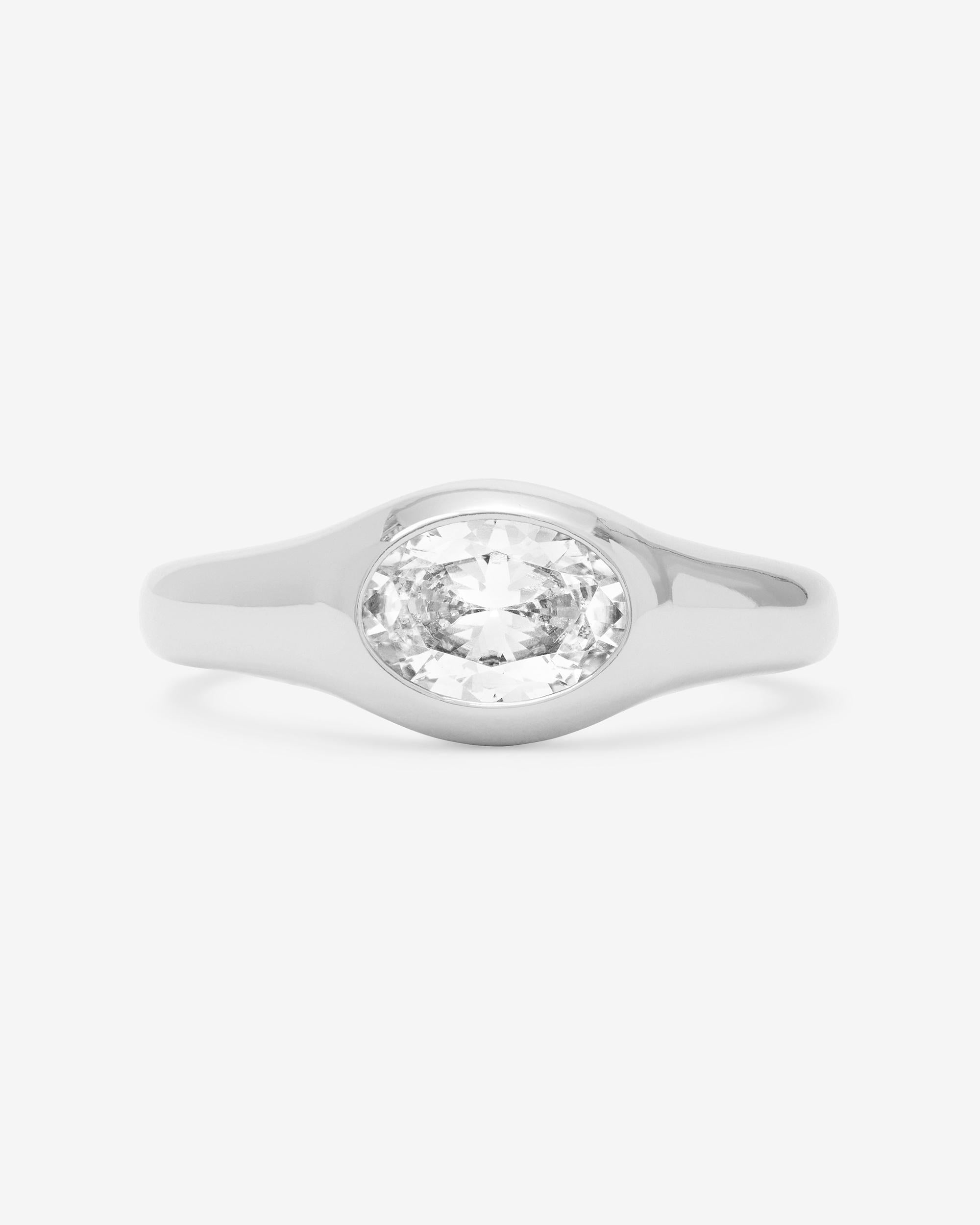 She's a Boss Signet Ring - Silver|White Diamondettes