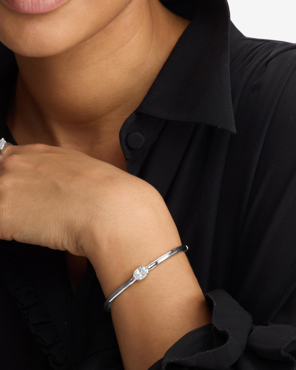 She's on Point Cuff - Silver|White Diamondettes