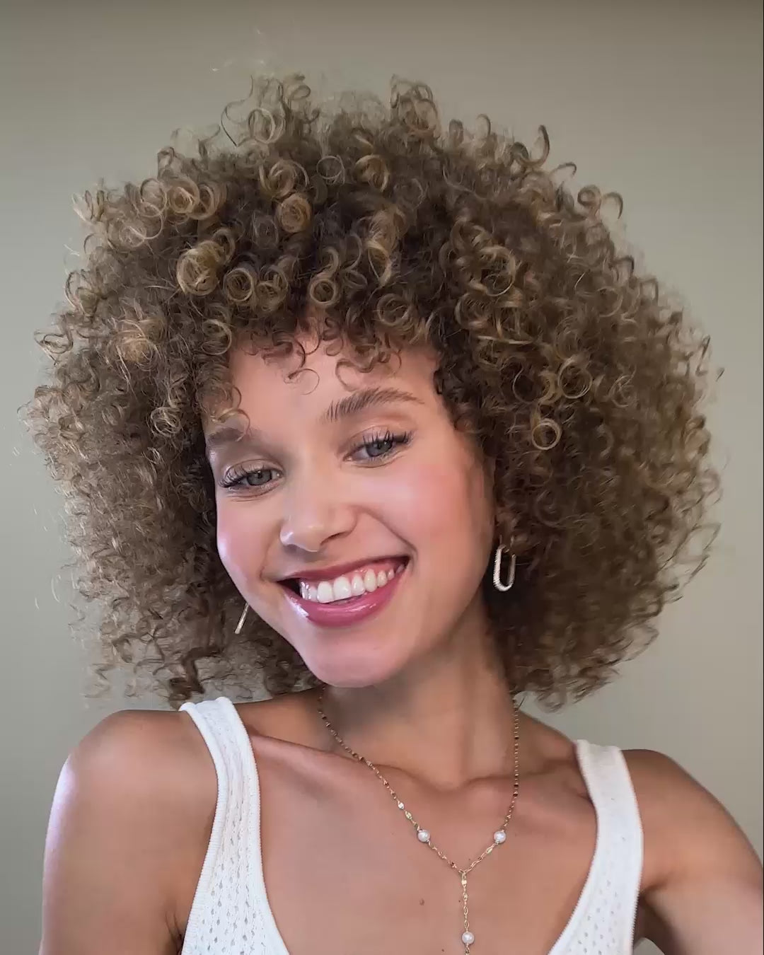 Carrie Pavé Chain Convertible Huggies - Gold|White Diamondettes