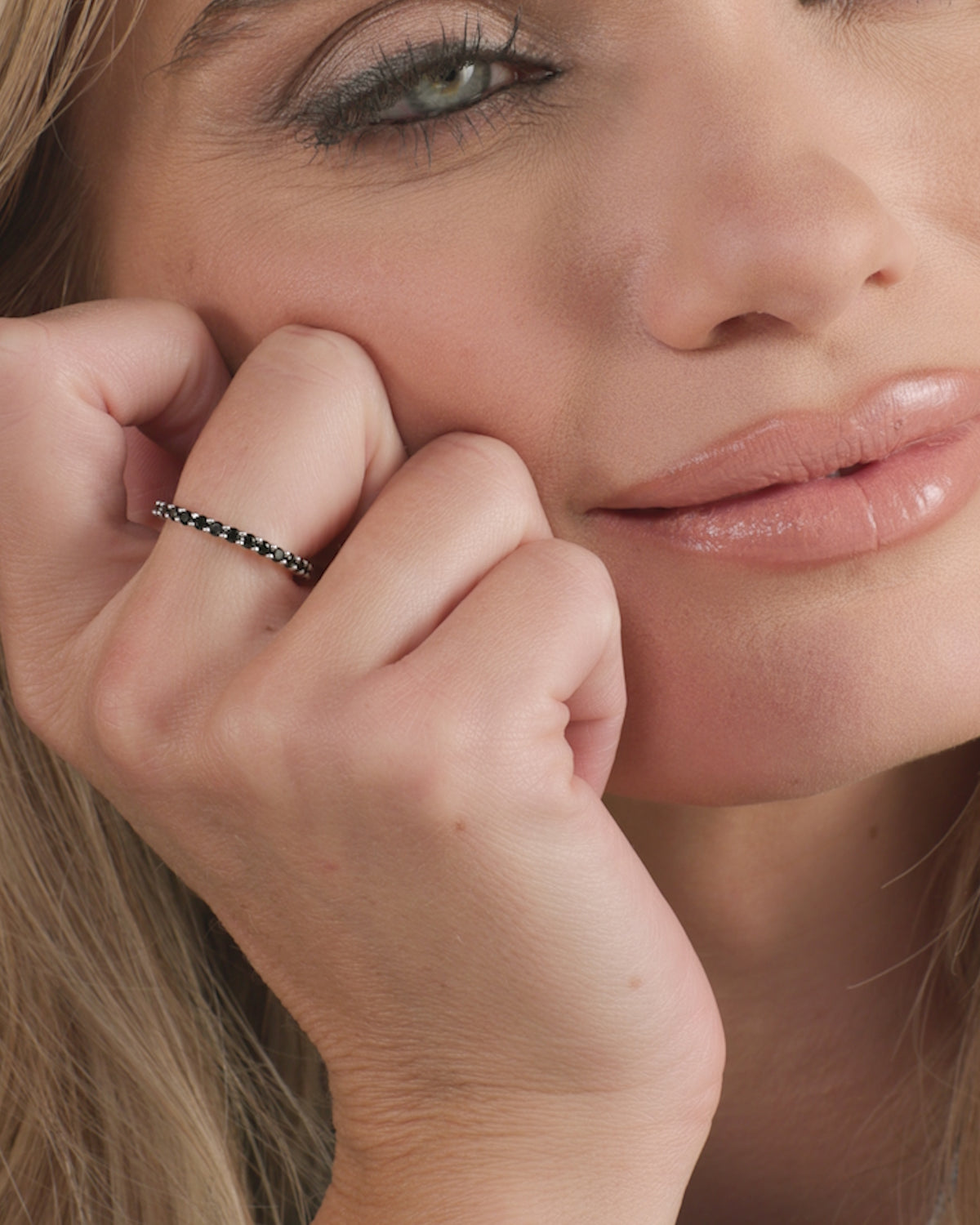 Heiress Ring 2mm - Silver|Black Diamondettes