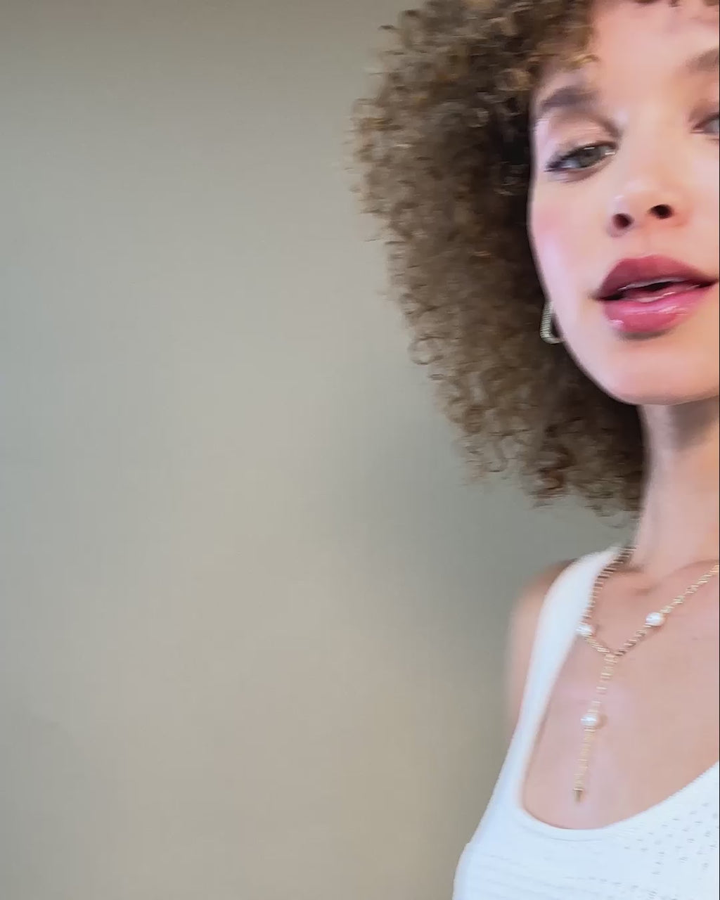 Carrie Pavé Chain Huggies - Gold|White Diamondettes