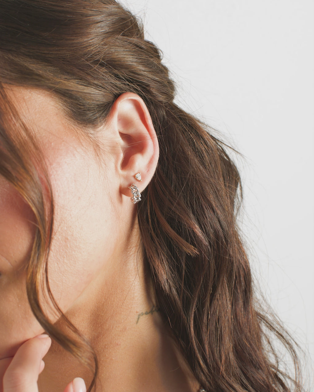 Pavé Julian Chain Huggies - Silver|White Diamondettes