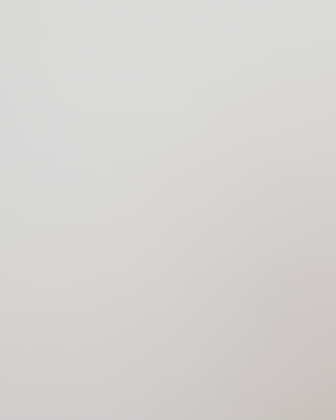 Baroness 8mm Studs - Gold|White Diamondettes