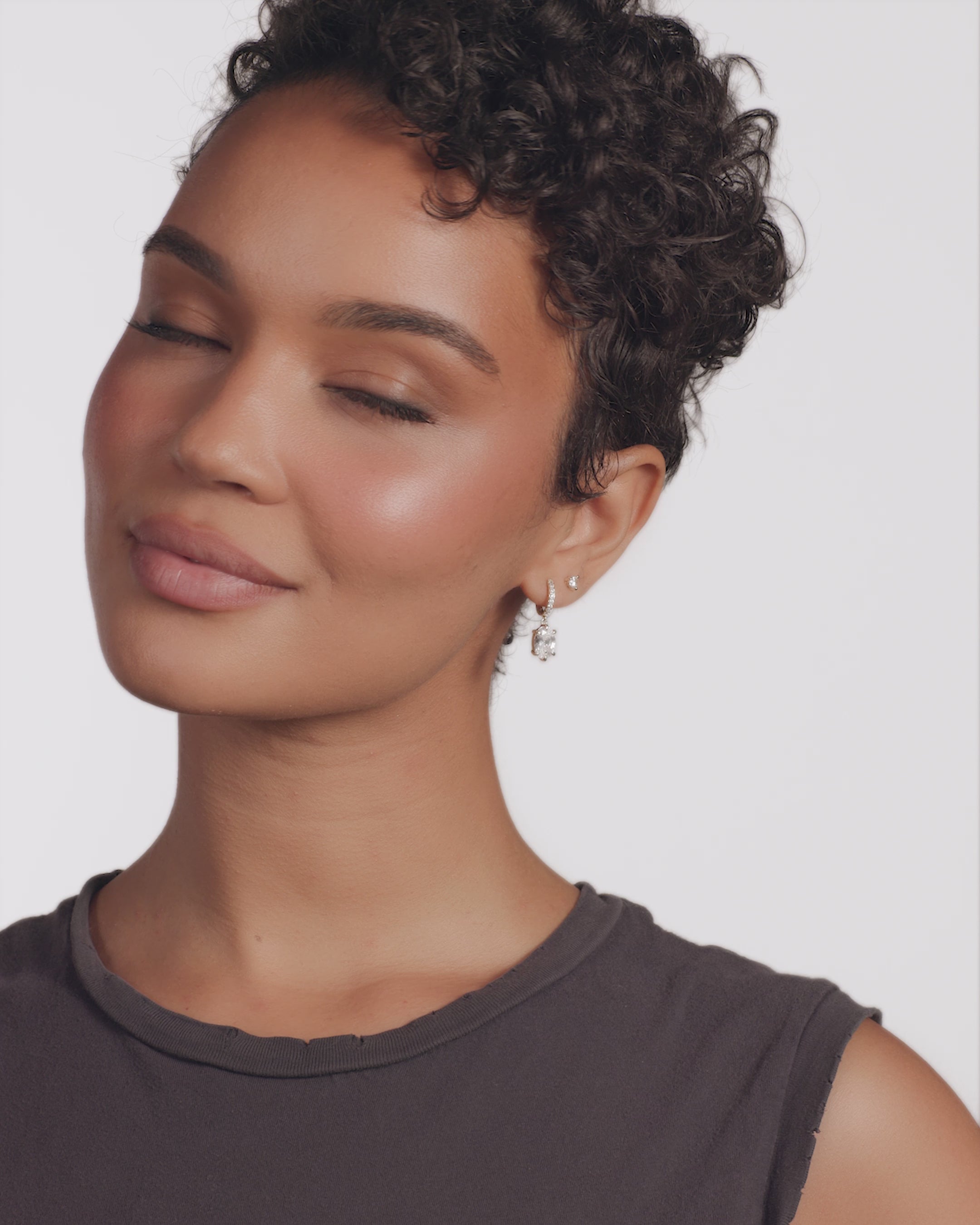 She's On Point Earrings - Gold|White Diamondettes