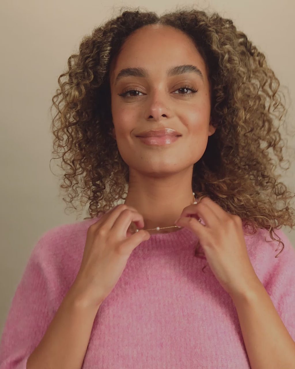 Perfect Pearl Infinity Necklace - Gold