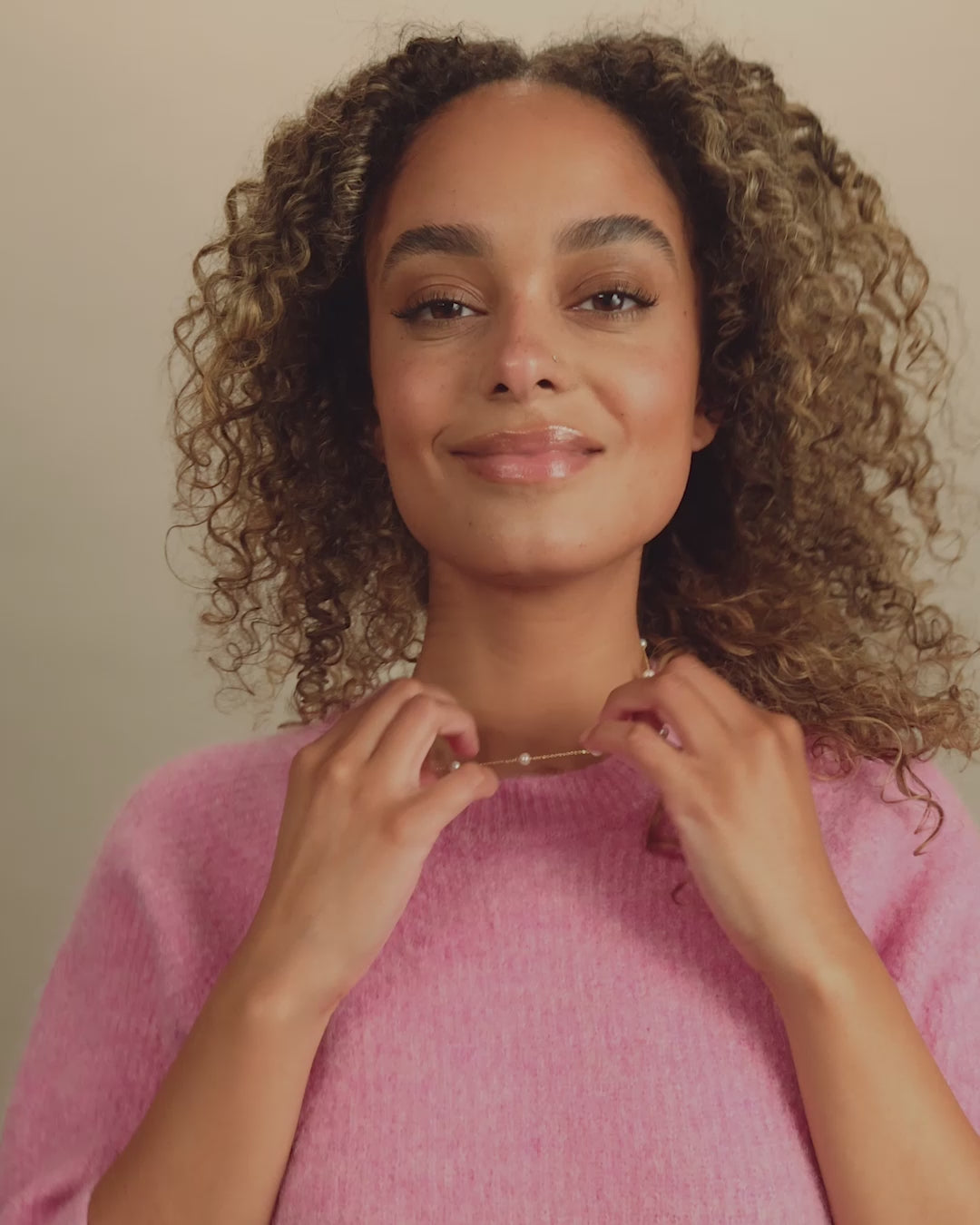 Perfect Pearl Infinity Necklace - Gold