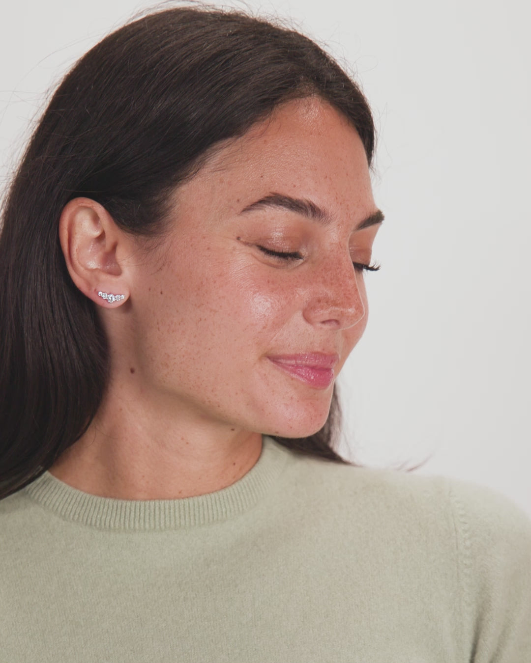 Radiant Studs - Silver|White Diamondettes