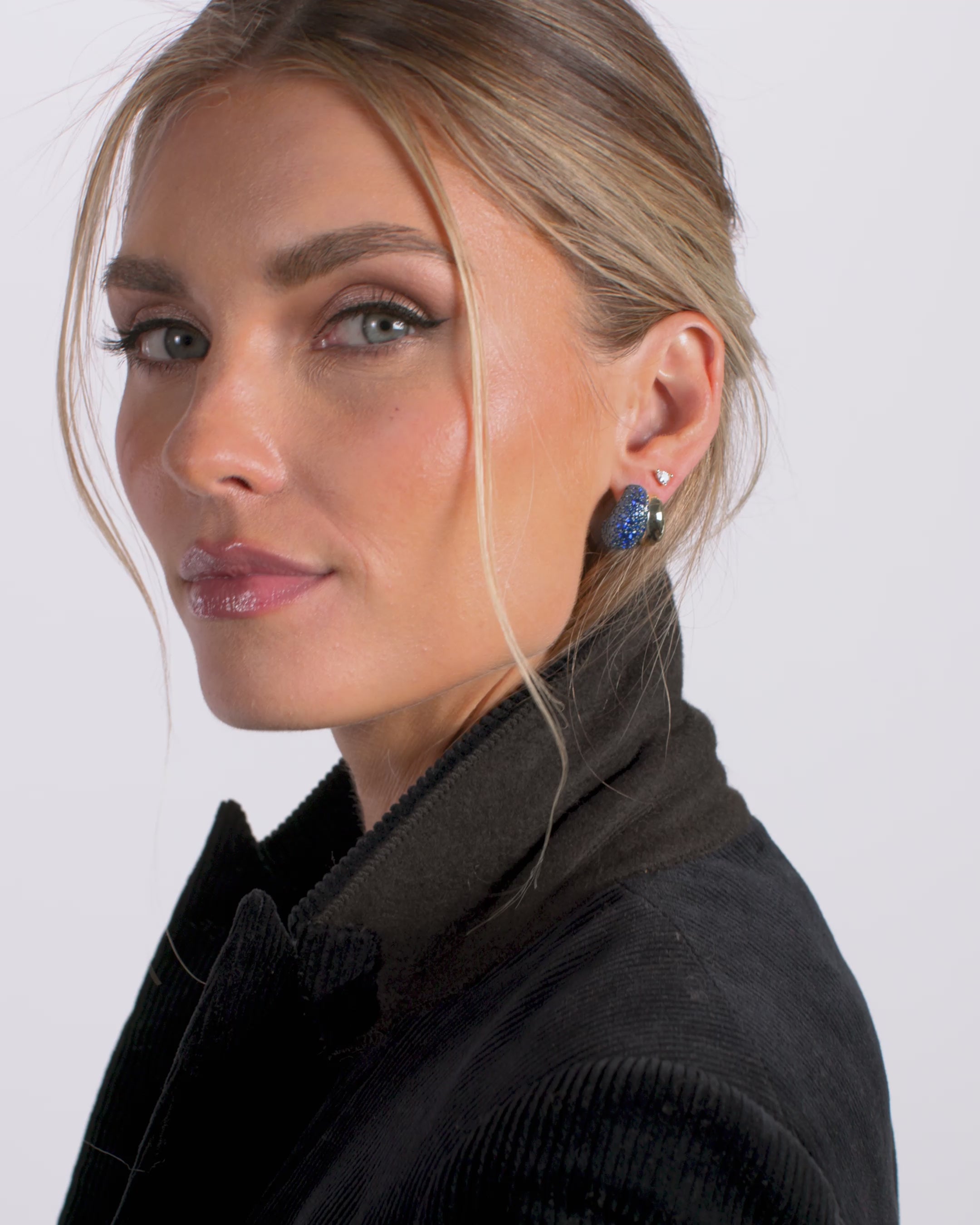 Norah Pavé Double Hoop - Gold|Blue Sapphire