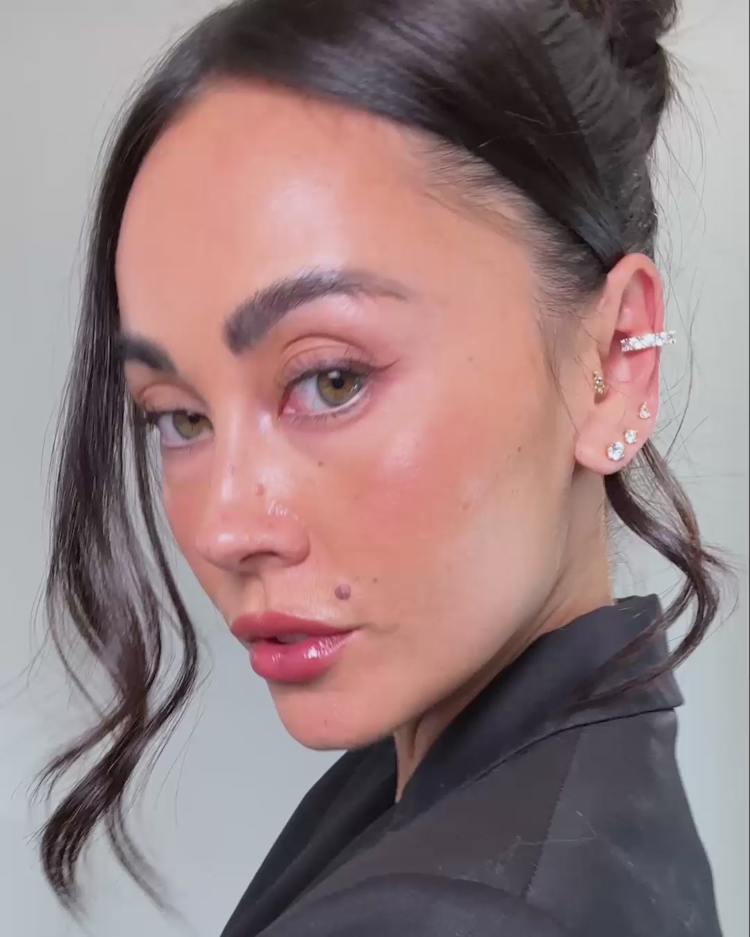 "Oh She Fancy" Ear Cuff - Gold|White Diamondettes