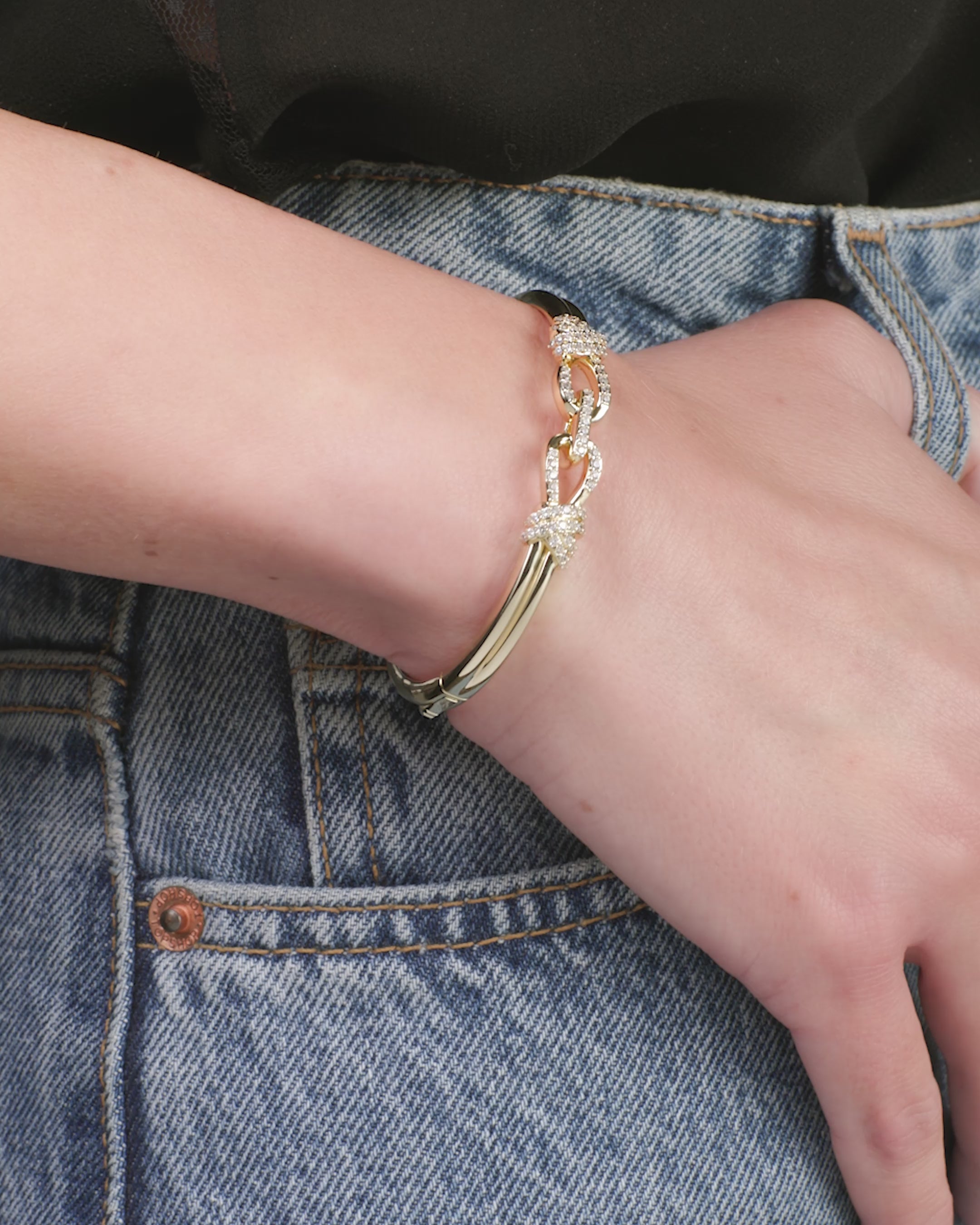Knot Cuff - Gold|White Diamondettes