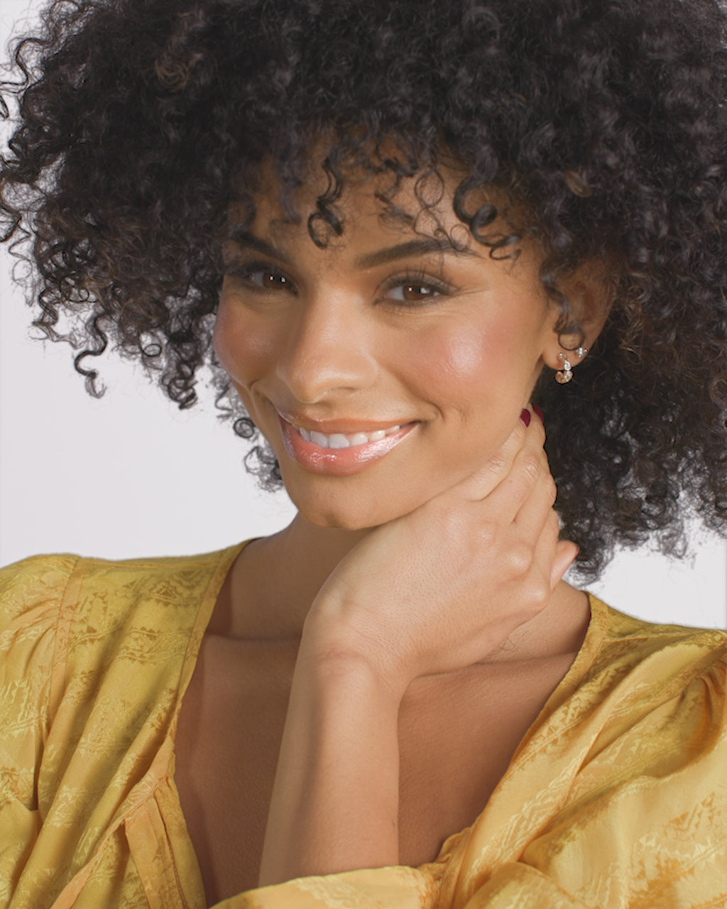 Isla Huggies - Gold|White Diamondettes