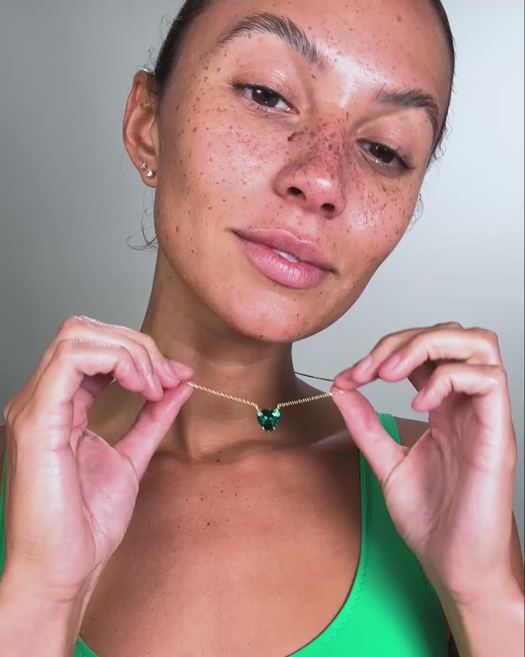 The Allison Heart Necklace - Gold|Emerald