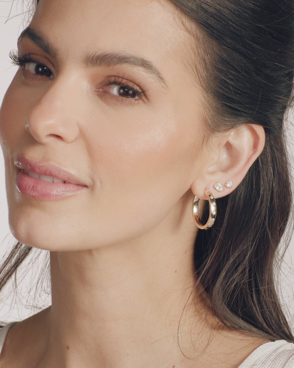 Ashley Reversible Hoops 1" - Gold|White Diamondettes