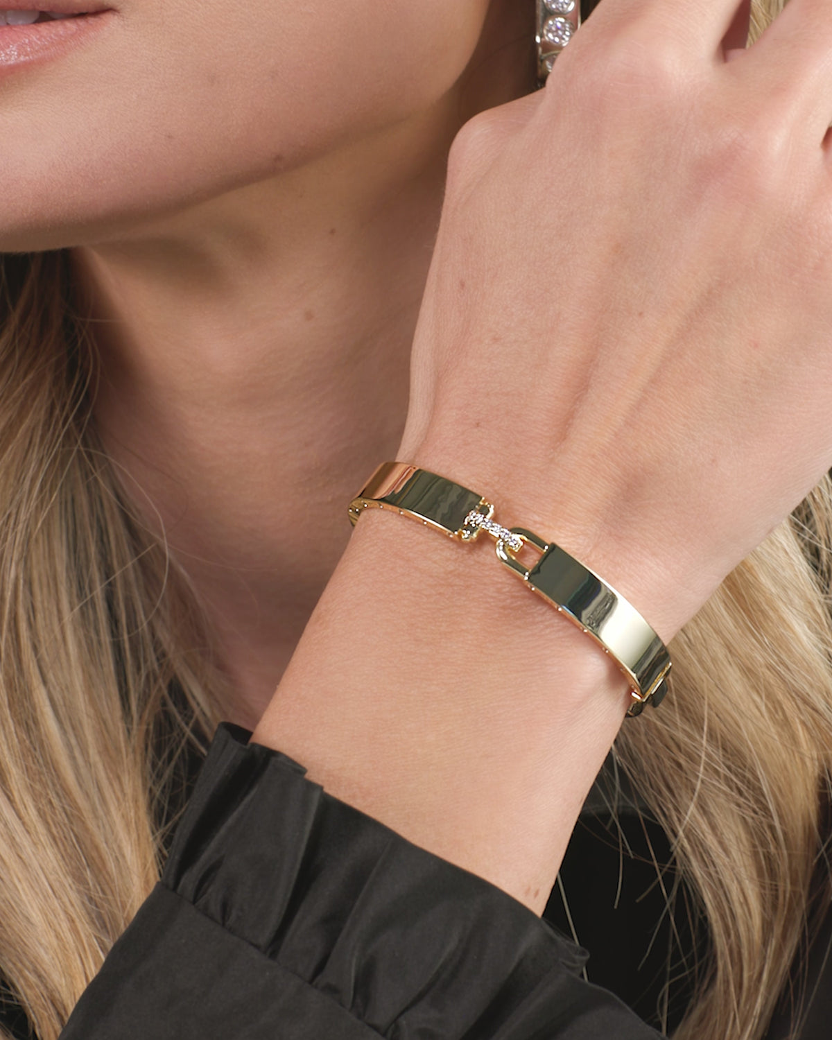 Ashley Lock Cuff 9mm - Gold|White Diamondettes