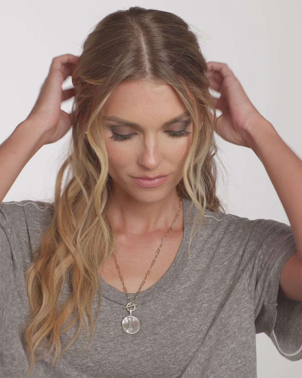 Love Letters Medallion Necklace 24mm - Gold