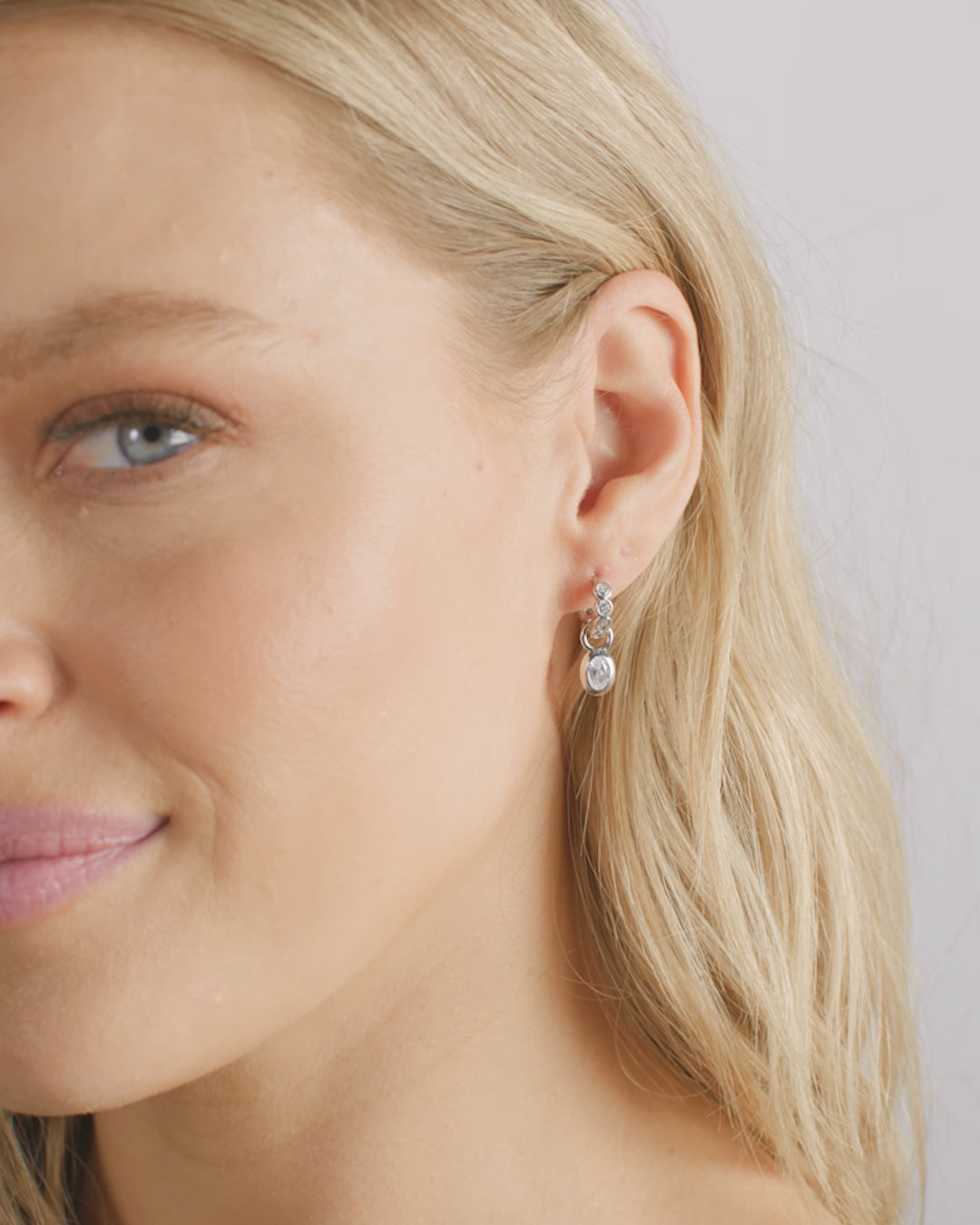 She's a Boss Huggies - Silver|White Diamondettes