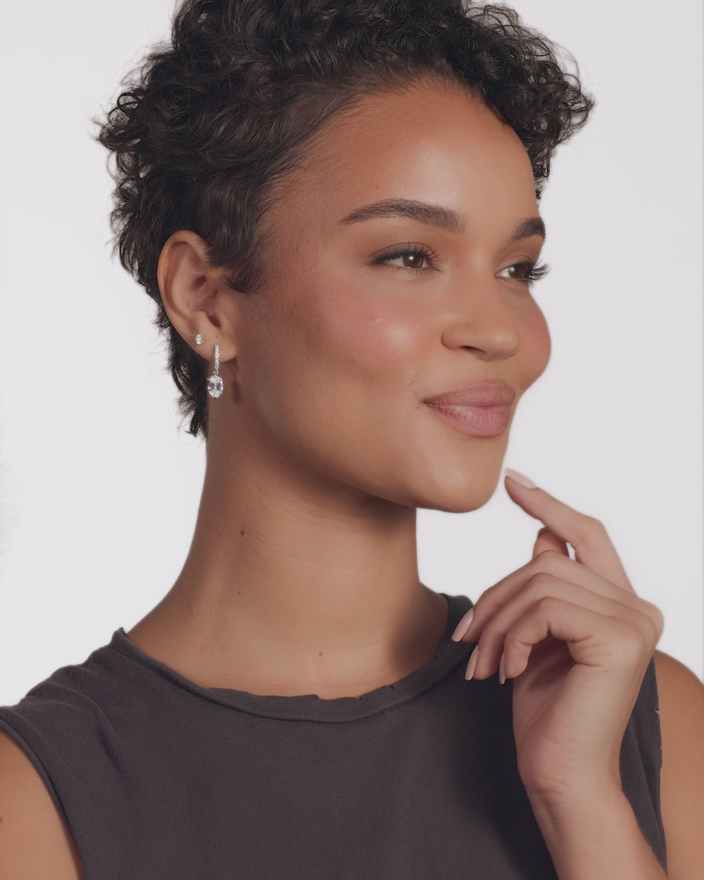 She's On Point Earrings - Silver|White Diamondettes