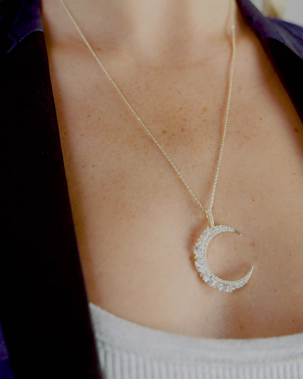 She's an Icon Moon Necklace - Gold|White Diamondettes