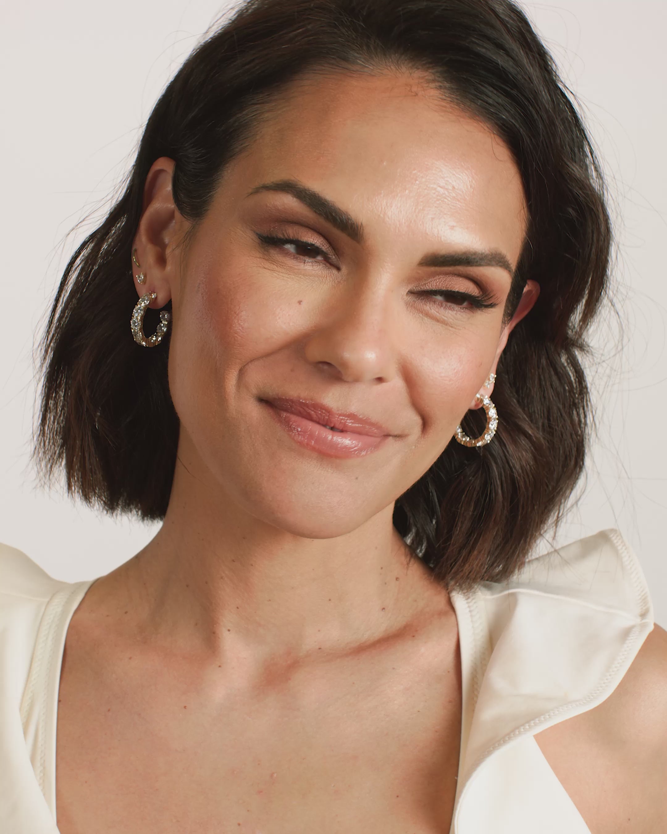 "Oh She Fancy" Hoops 1" - Gold|White Diamondettes