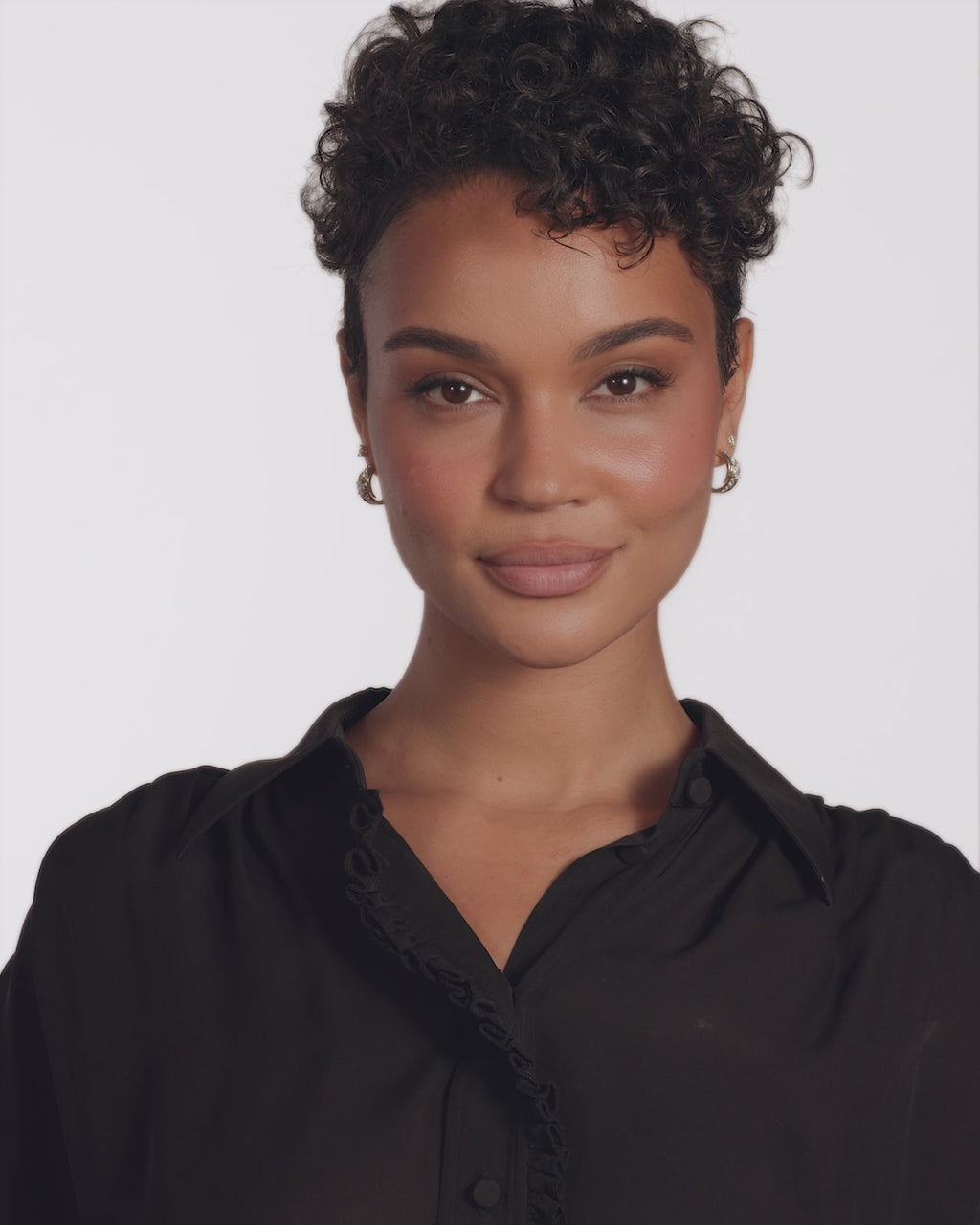 She's on Point Pavé Lasso Huggies - Gold|White Diamondettes