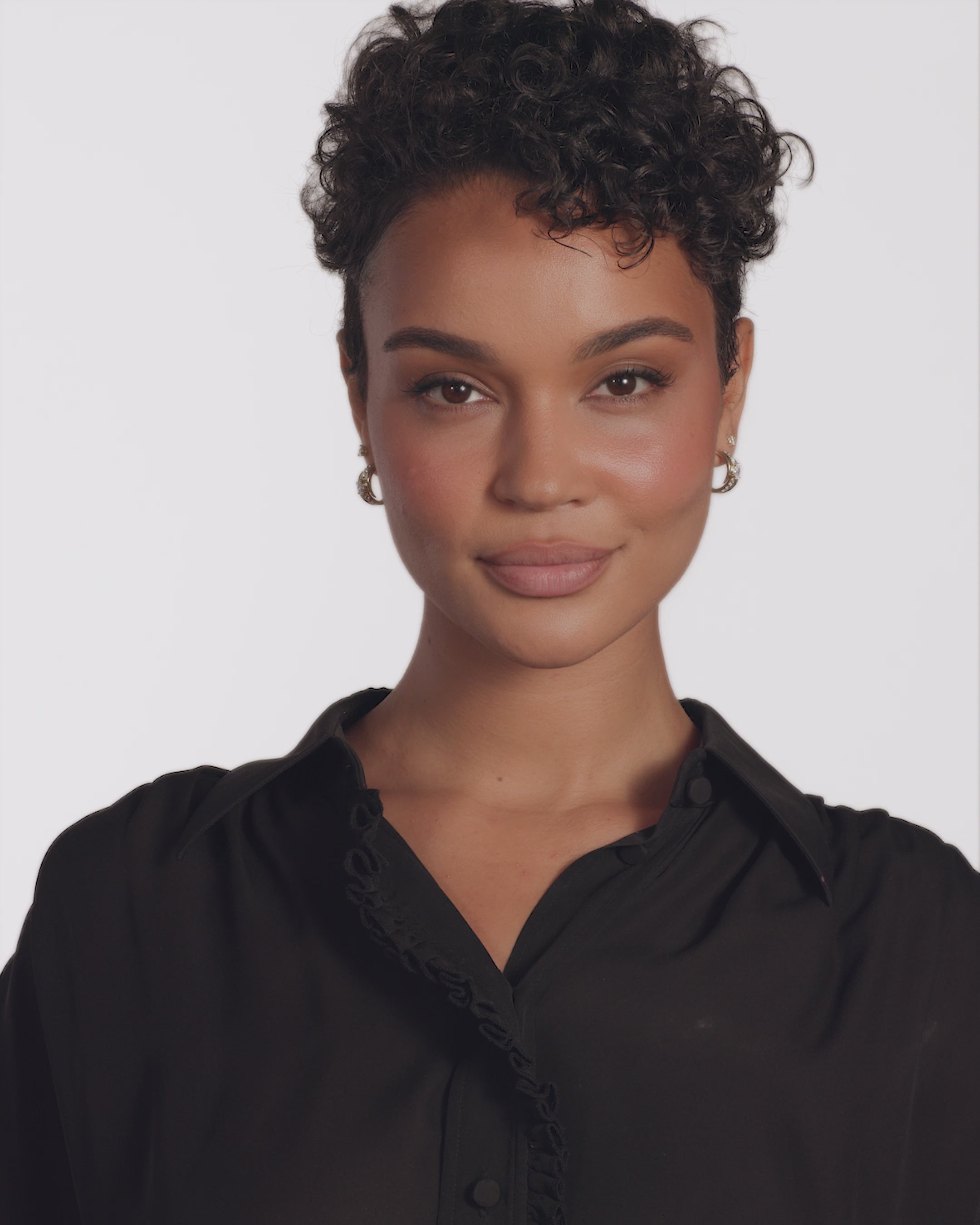 She's on Point Pavé Lasso Huggies - Gold|White Diamondettes