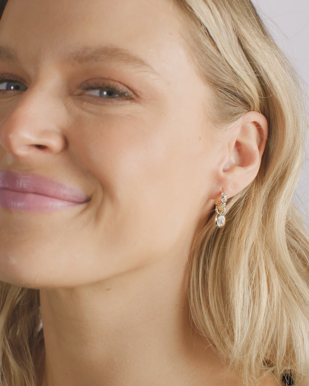 She's a Boss Huggies - Gold|White Diamondettes