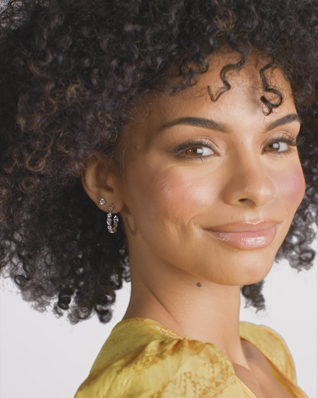 Isla Hoops .75" - Silver|White Diamondettes