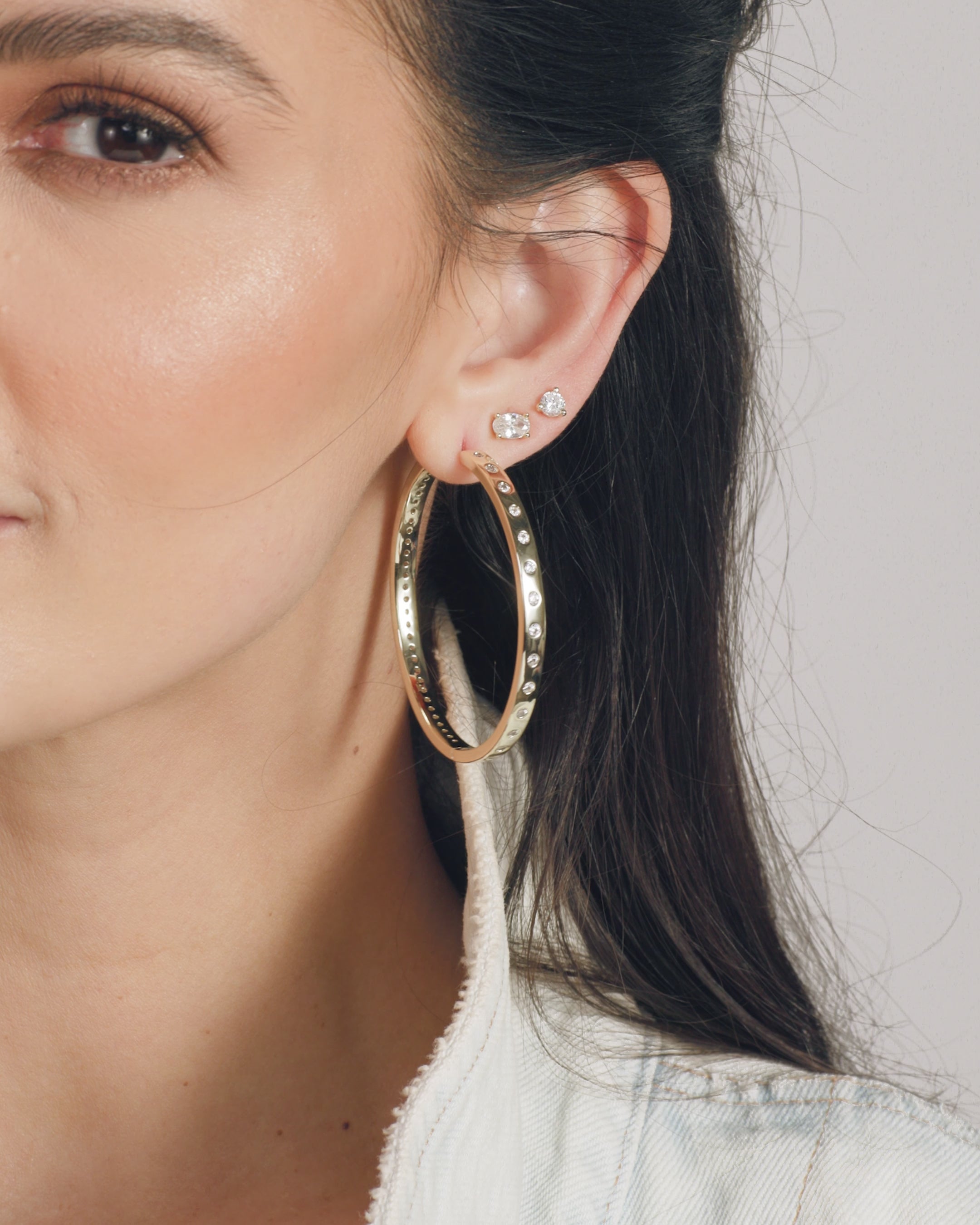 Ashley Infinity Reversible Hoops 2" - Gold|White Diamondettes