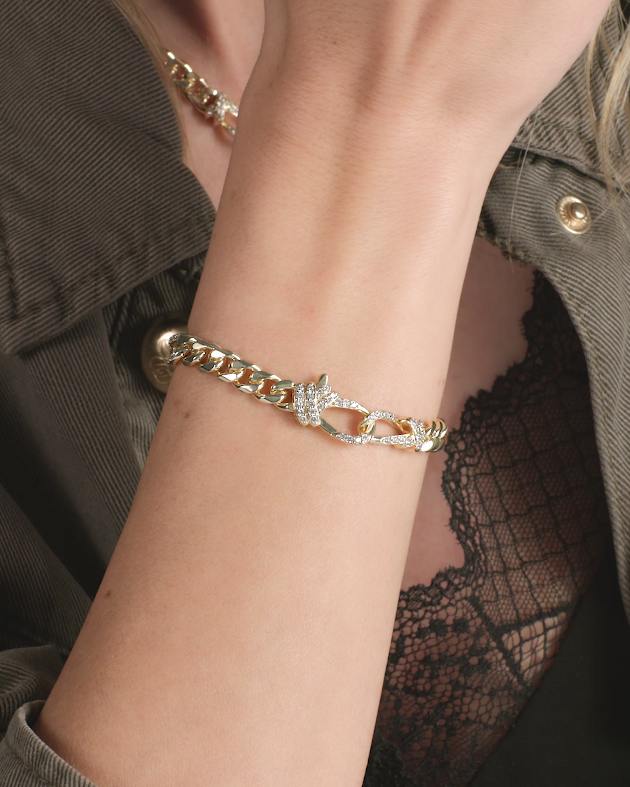 Knot Figaro Chain Bracelet - Gold|White Diamondettes