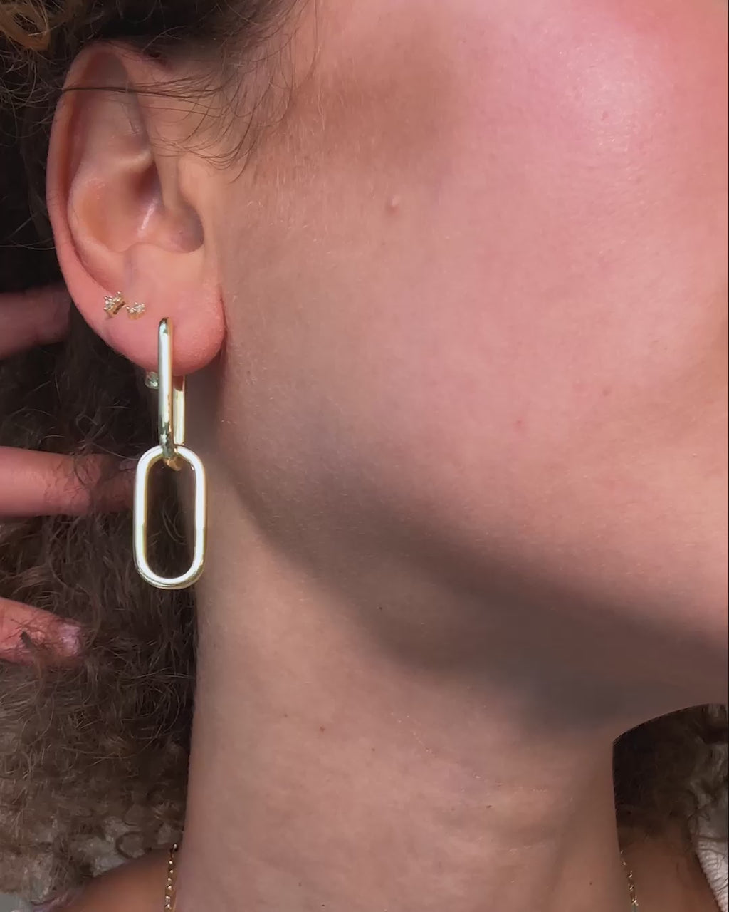 Carrie Chain Convertible Huggies - Gold