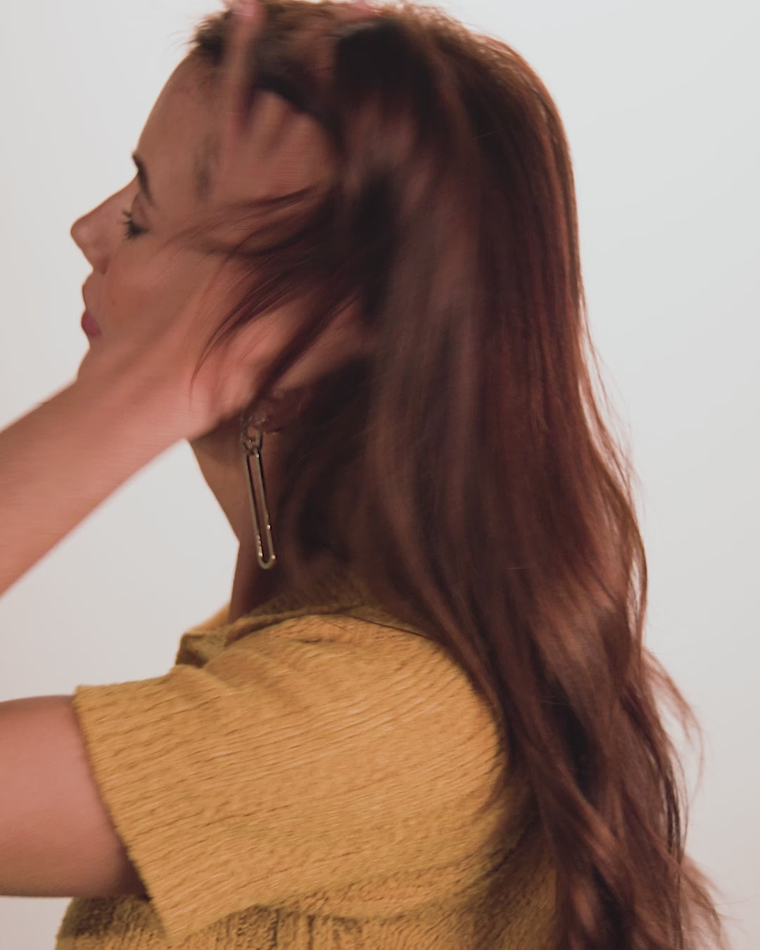 XL Carrie Chain Convertible Huggies - Gold|White Diamondettes